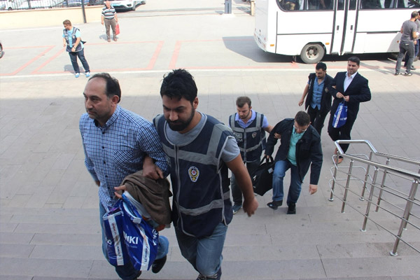 7 ilde 'FETÖ' operasyonu: 45 gözaltı