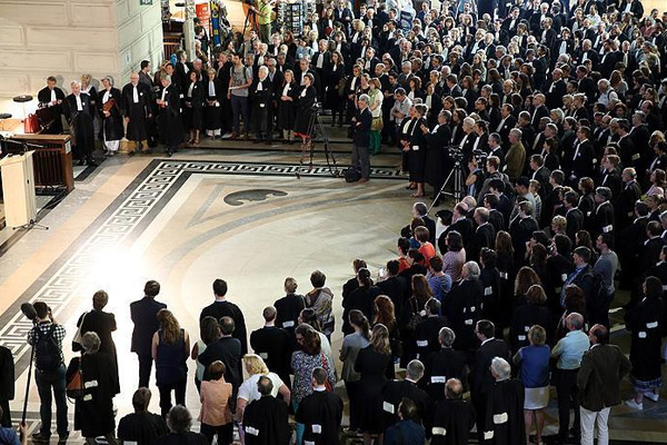 Belçika'da hakim ve savcılardan 'bütçe' protestosu