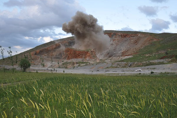 Muş'ta 1 ton patlayıcı imha edildi