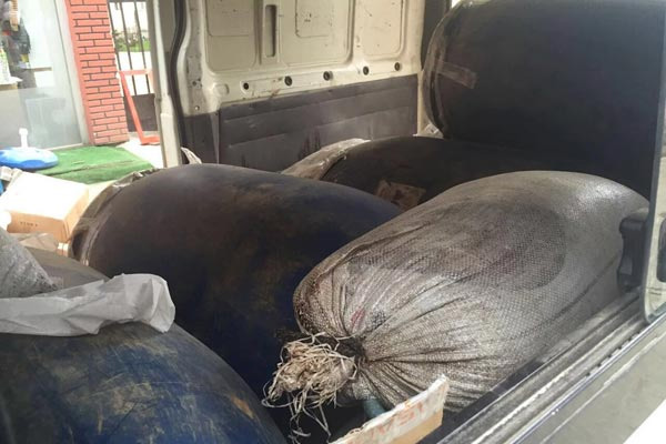 Valilikten bomba yüklü araç açıklaması