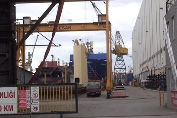 Tuzla'da gemiden 2 ceset çıktı