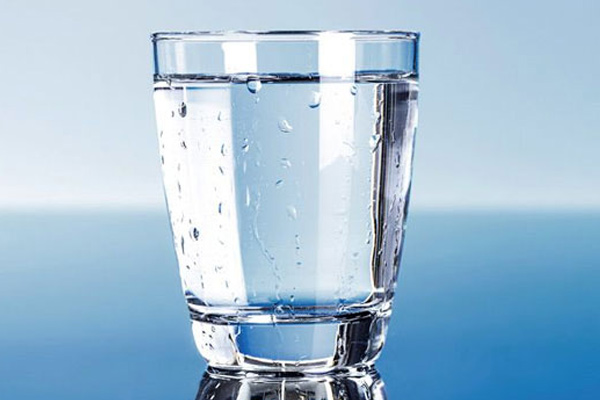 ‘İftardan sonra en az 10 bardak su için’