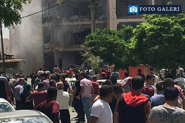 Mardin'de bombalı araçla saldırıdan ilk fotoğraflar