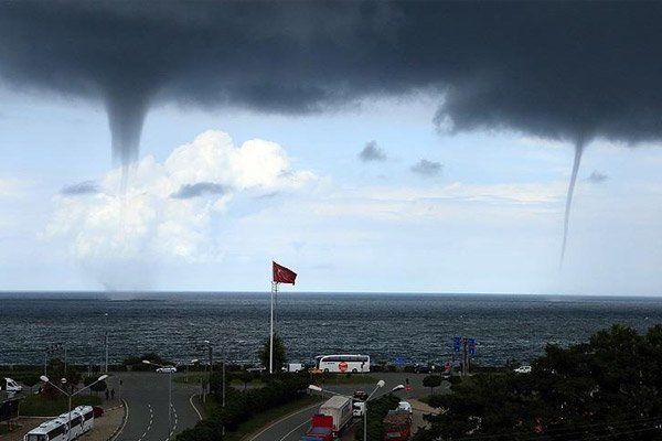 Artvin'de iki hortum görüldü