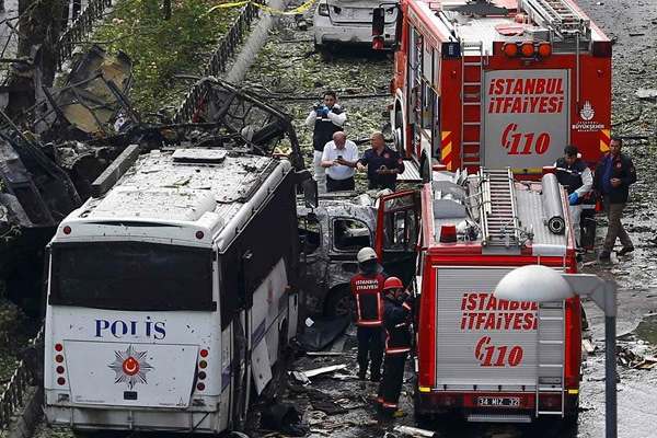 Vezneciler saldırısı canlı bomba çıktı