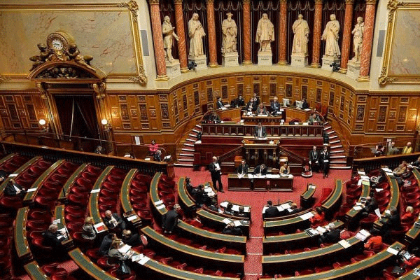 Fransa'dan kritik Rusya kararı!