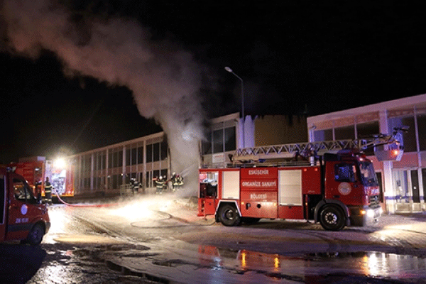 Eskişehir'de yağ deposunda patlama