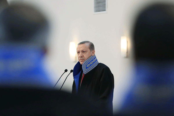 Erdoğan'ın arkadaşı diploma için konuştu