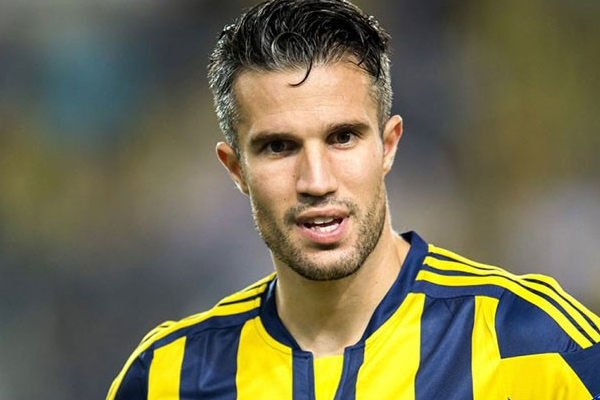 Van Persie'nin menajeri İstanbul'a çağrıldı
