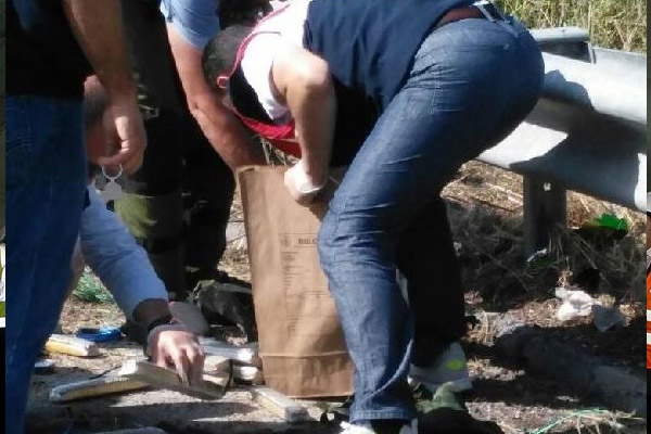 Mersin'de canlı bomba yelekleri bulundu