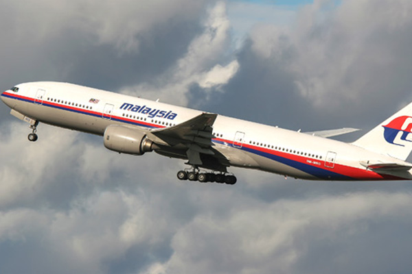 'Kayıp Malezya uçağına ait parça bulundu'