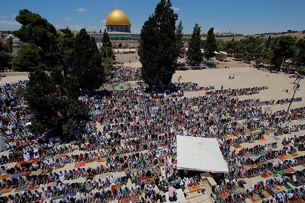 Mescid-i Aksa'da Ramazan'ın ilk cuma namazı