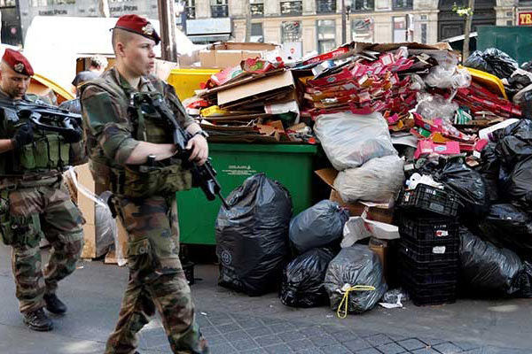 Fransa'da zorla göreve getirtme adımı