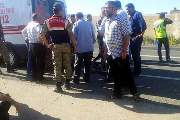 Şanlıurfa'da feci kaza: 2 ölü 20 yaralı