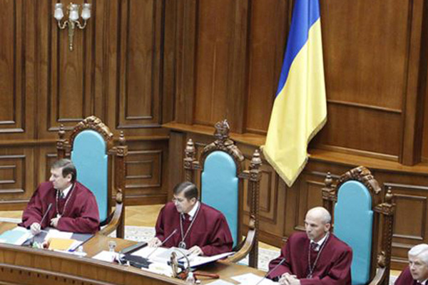 Ukrayna ile Rusya kiliselerini de ayırıyor