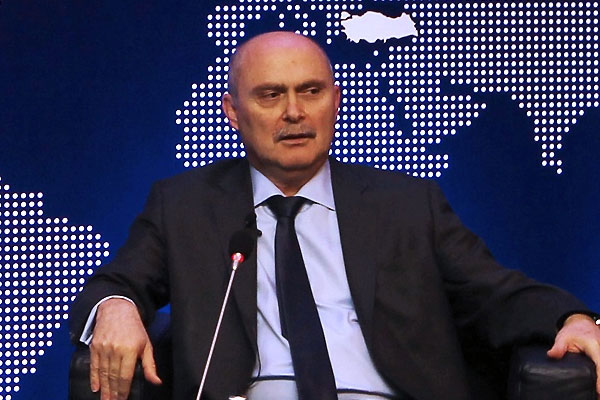 Dışişleri Müsteşarı Feridun Sinirlioğlu görevden alındı