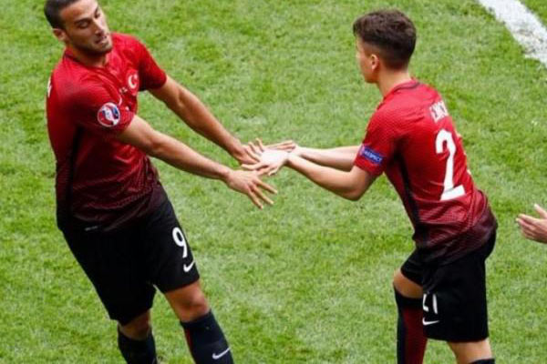 Emre Mor'dan tarihi maç!