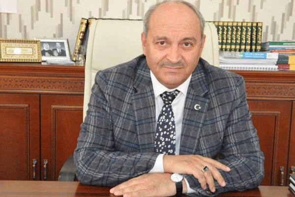 Aşkar: Namaz kılmayan hayvandır