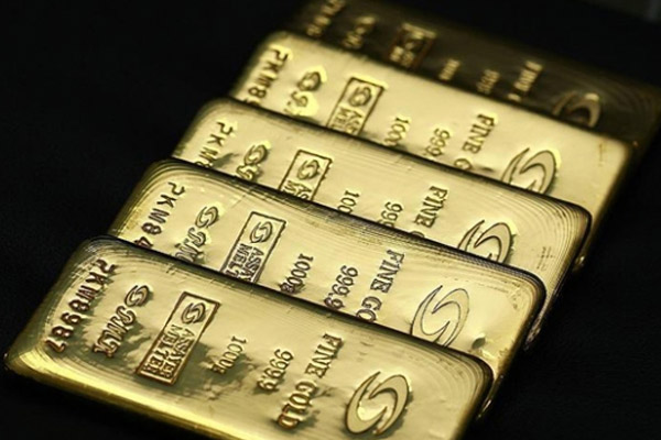 Altının onsu 1 ayın zirvesinde