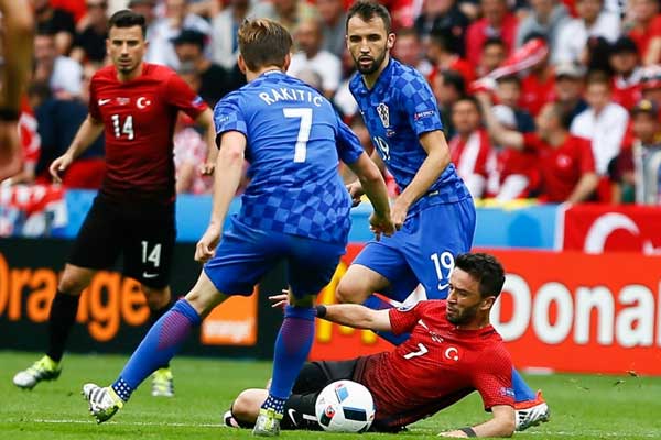 UEFA'dan Türkiye'ye soruşturma