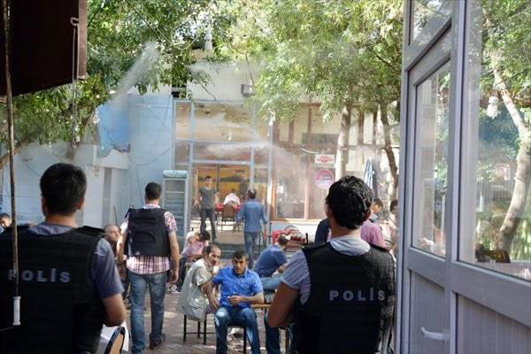 600 polisle dev operasyon