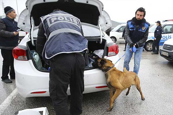 Ankara'da 2 milyon kişi kontrolden geçti