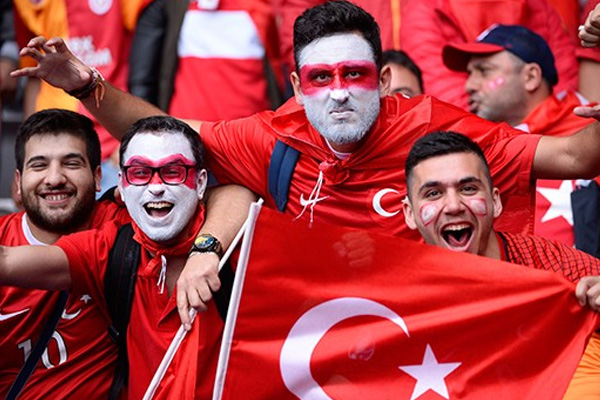 Müftüden Türkiye-İspanya maçı uyarısı