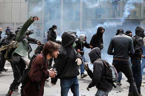 EURO 2016'da gözaltılar devam ediyor