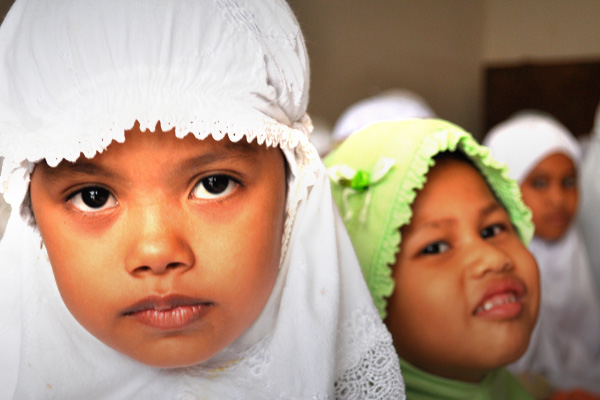 Tezatlar şehri Cakarta’da Ramazan