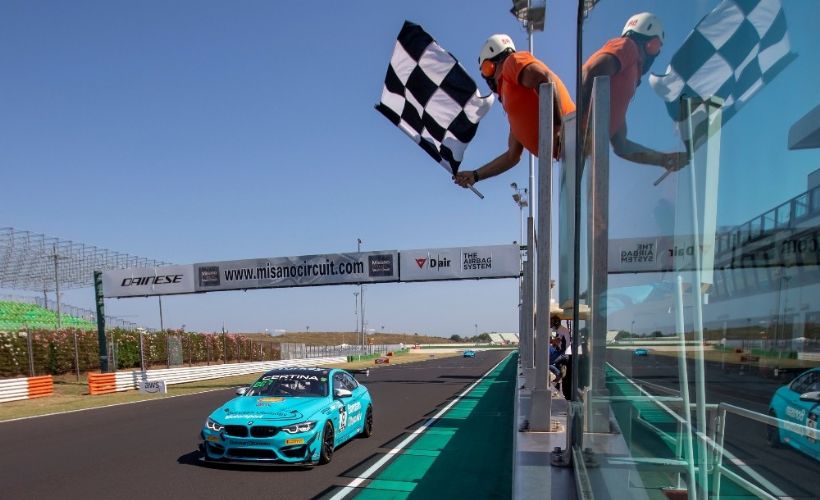 Motorsport'un genç pilotları ikide iki yaptı