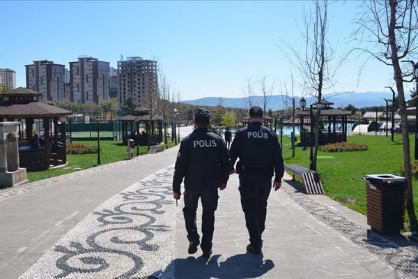 4 ilde 65 yaş üstüne Kovid-19 kısıtlaması