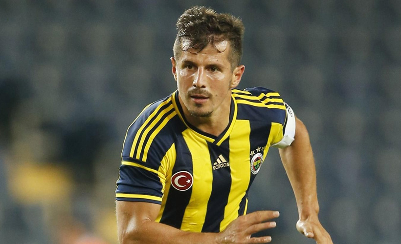 Emre Belözoğlu, kariyerini noktaladı