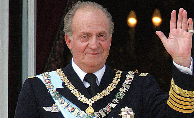 Ülkesini terk eden Kral, BAE’de ortaya çıktı