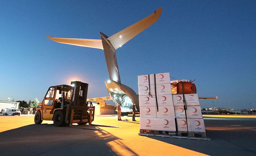 Türkiye, mazlum coğrafyalardaki ihtiyaç sahiplerine umut oluyor