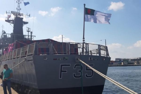 Beyrut'taki patlamada hasar gören askeri gemi Türkiye'de onarılacak