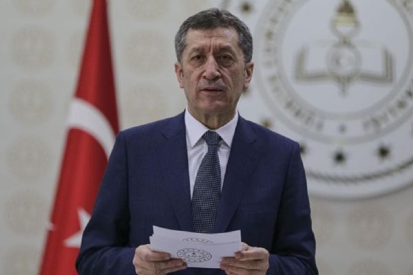 Milli Eğitim Bakanı Selçuk: Okullarımızı 21 Eylül'de açma çabası içindeyiz