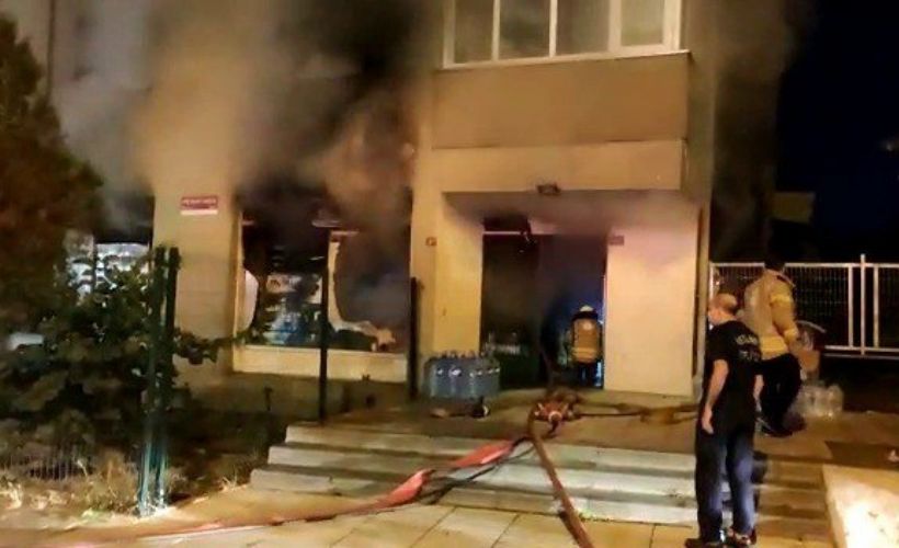 Kartal’da markette patlama: 2 kişi hastaneye kaldırıldı