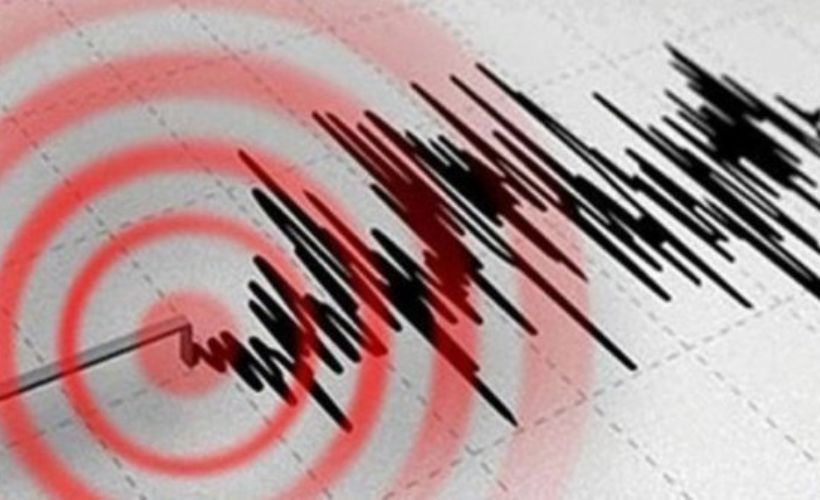 Endonezya'nın Doğu Nusa Tenggara eyaletinde 6,9 büyüklüğünde deprem