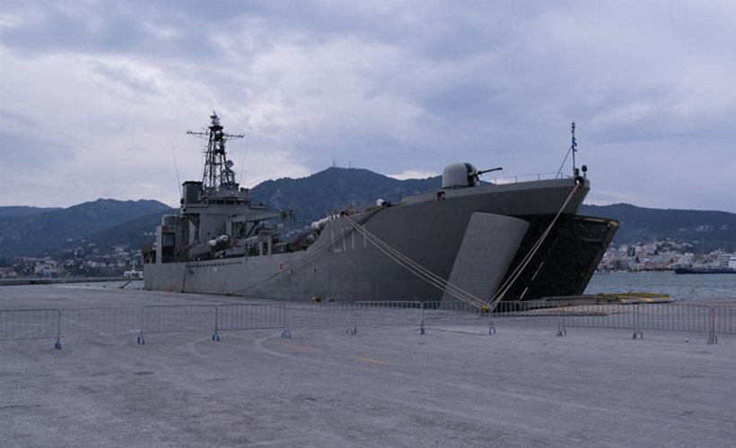 'Yunanistan'ın silahlandırdığı adalar, Türkiye için tehdit'