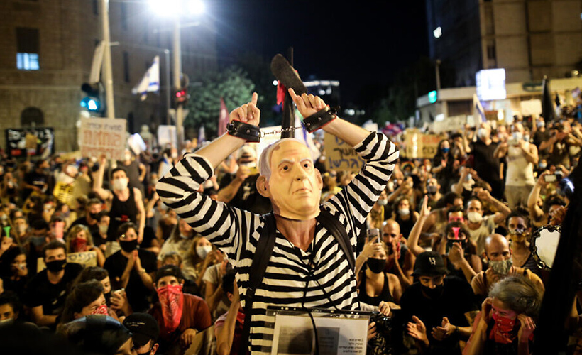 Netanyahu'ya karşı binlerce kişi, Kudüs'te gösteri yaptı