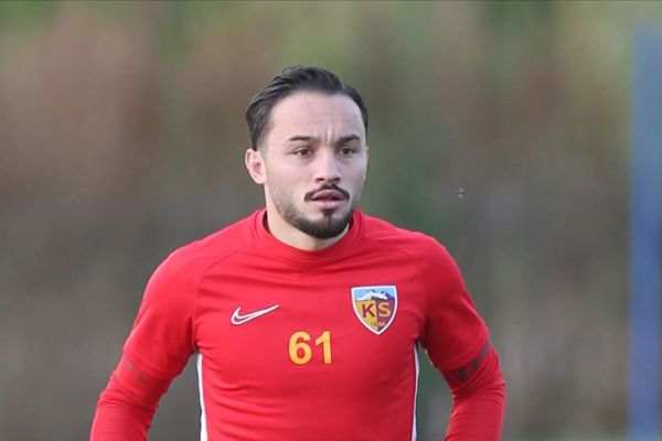 Kayserispor Ziya Alkurt ile yollarını ayırdı