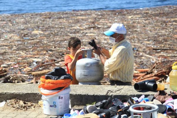 Selin getirdiği kullanılabilir eşyaları toplayıp kaymakamlığa ulaştıracaklar