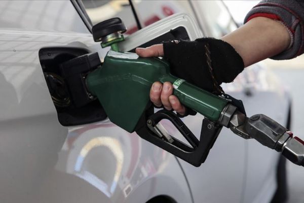 Benzine 21 kuruş zam