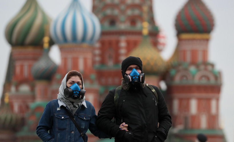 Rusya'da koronavirüs vakaları 975 bini geçti