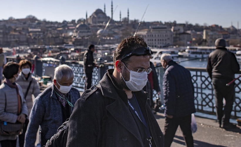İstanbul'da 15 bin kişiye maske cezası