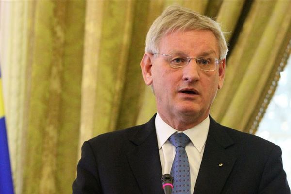 Eski İsveç Başbakanı Bildt: Kur'an'ın yakılması asla kabul edilemez