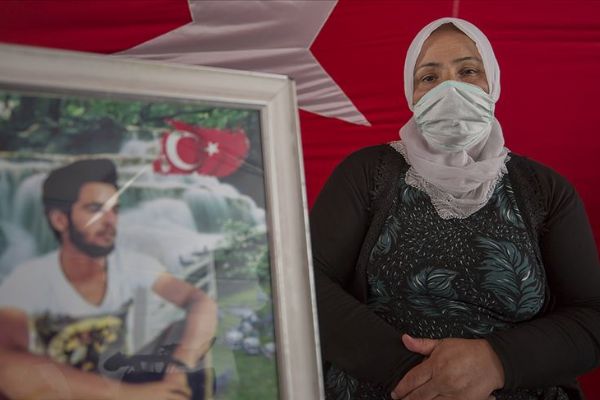 'Yeter artık bizi acılar içinde kıvrandırma'