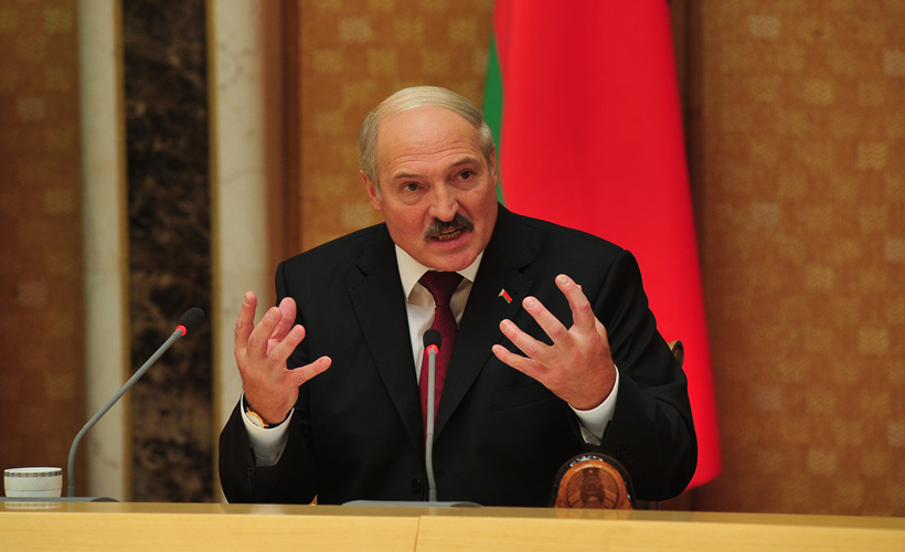 Lukaşenko: Anayasa değişikliği taslağı kamuoyunun tartışmasına açılacak