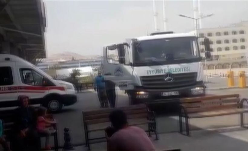 Rahatsızlanan çocuk çöp kamyonuyla hastaneye yetiştirildi