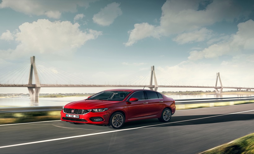 Egea zirvedeki yerini koruyor